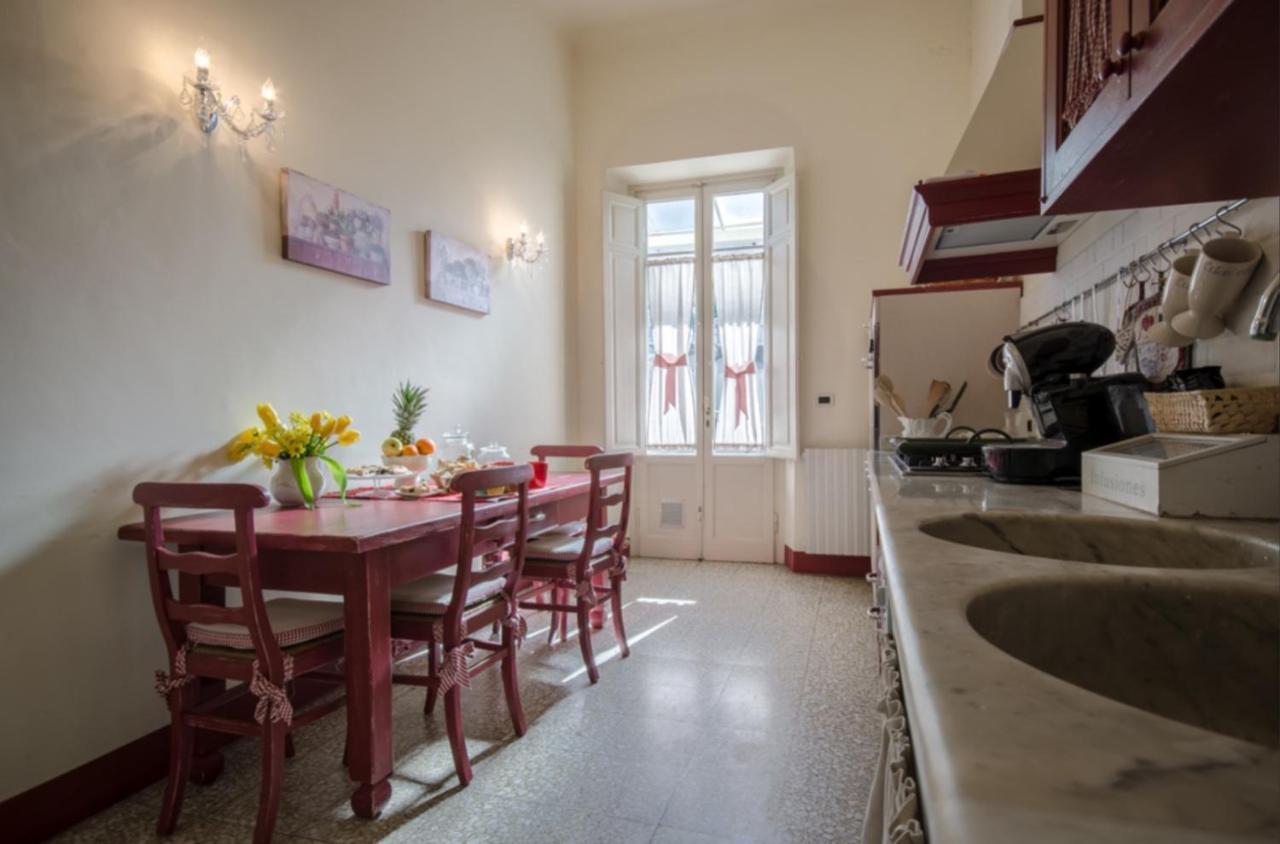 ヴィアレッジョ Il Sole Antico Bed & Breakfast エクステリア 写真