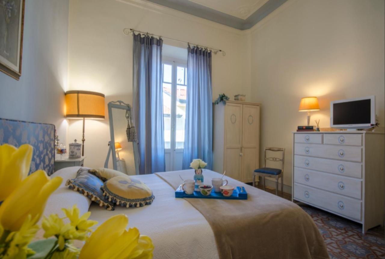 ヴィアレッジョ Il Sole Antico Bed & Breakfast エクステリア 写真